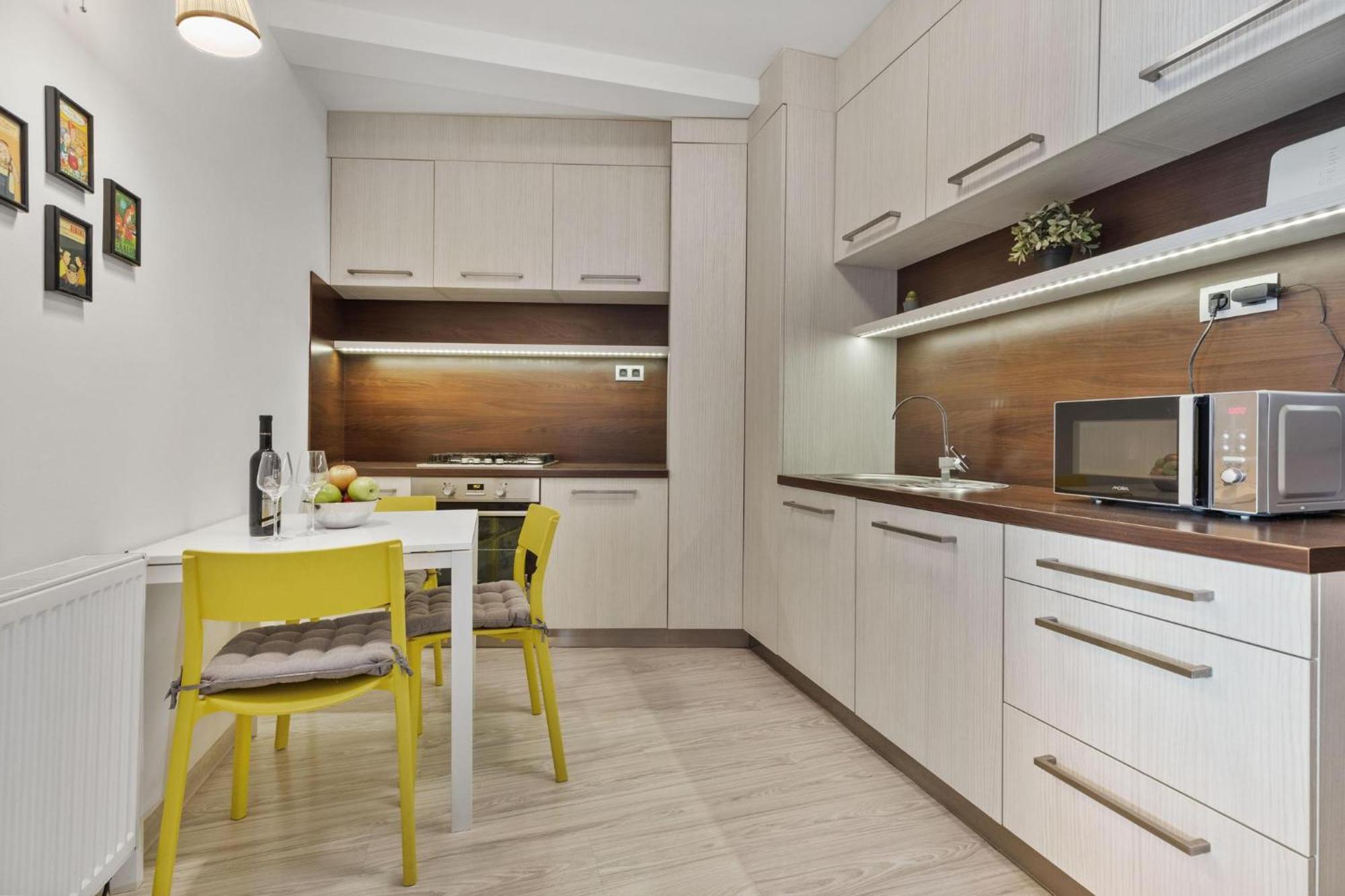 Apple Apartment Братислава Экстерьер фото