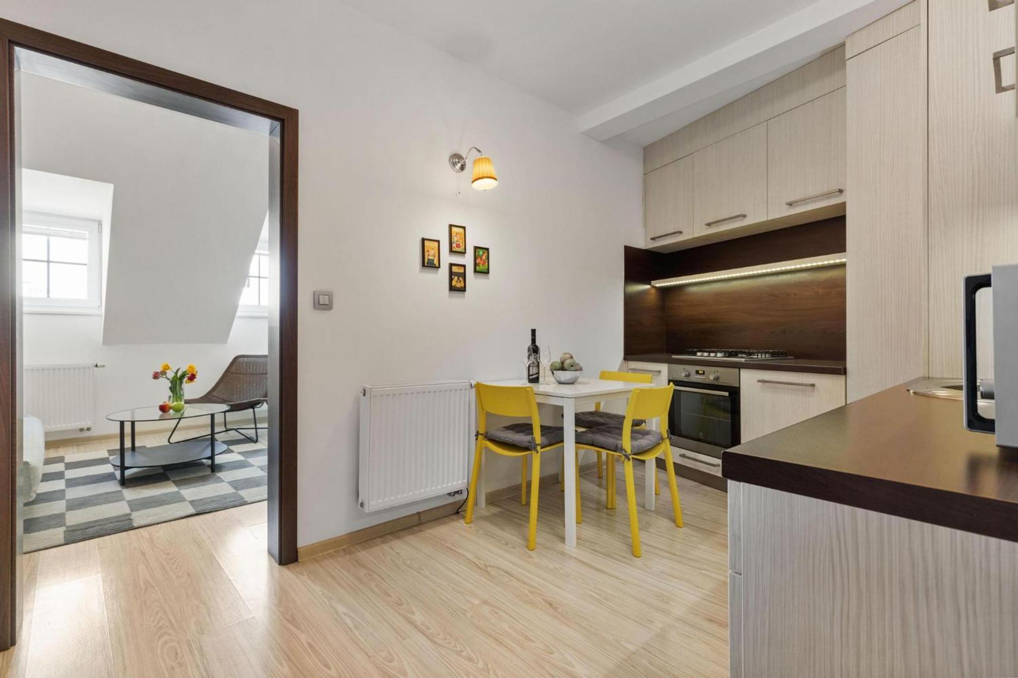 Apple Apartment Братислава Экстерьер фото
